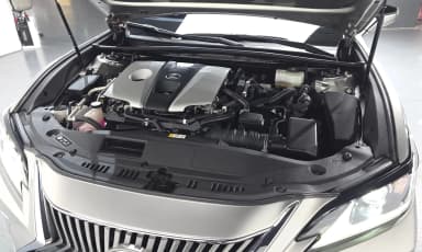 ES300h 7th Generation