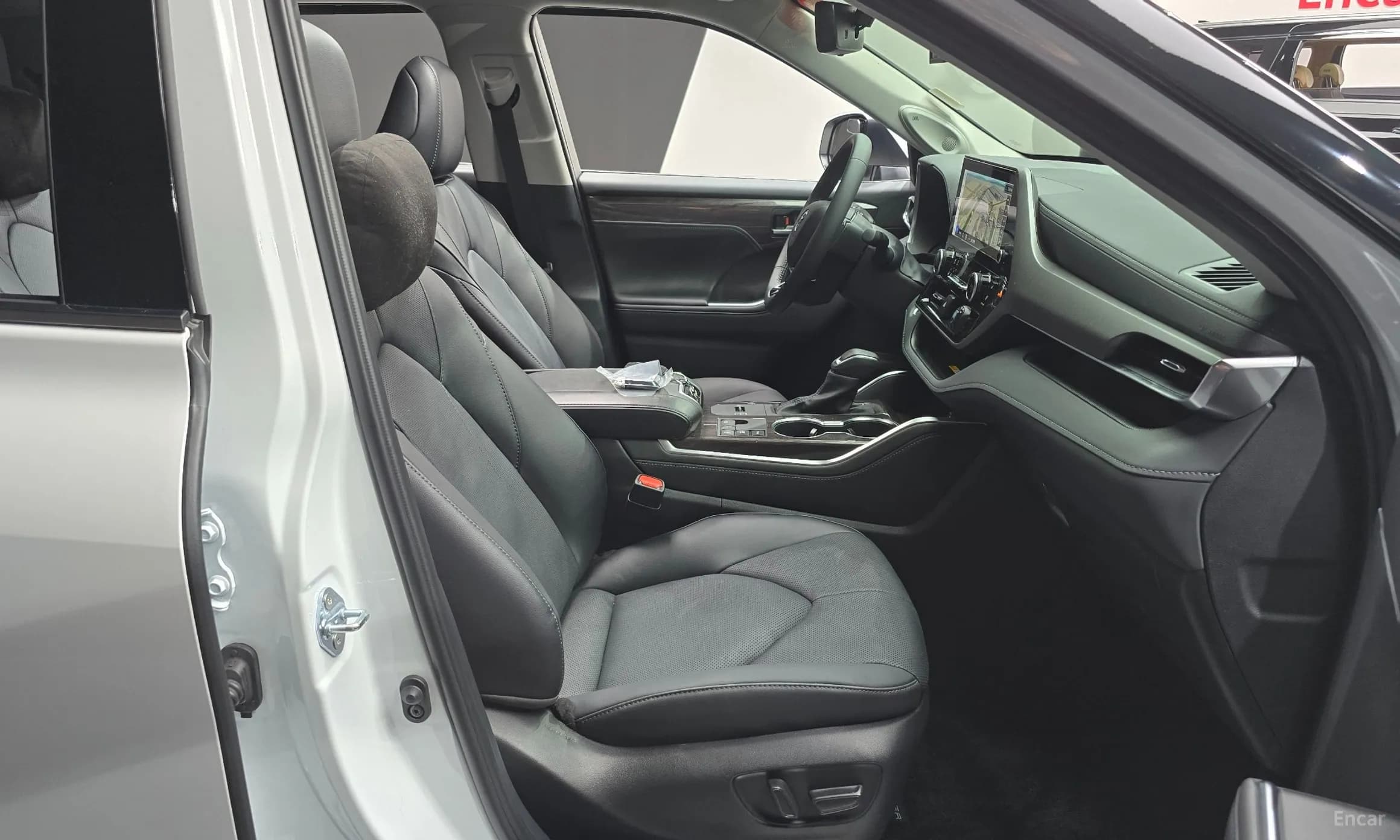 Highlander 4th generation