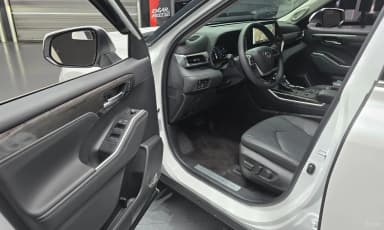 Highlander 4th generation