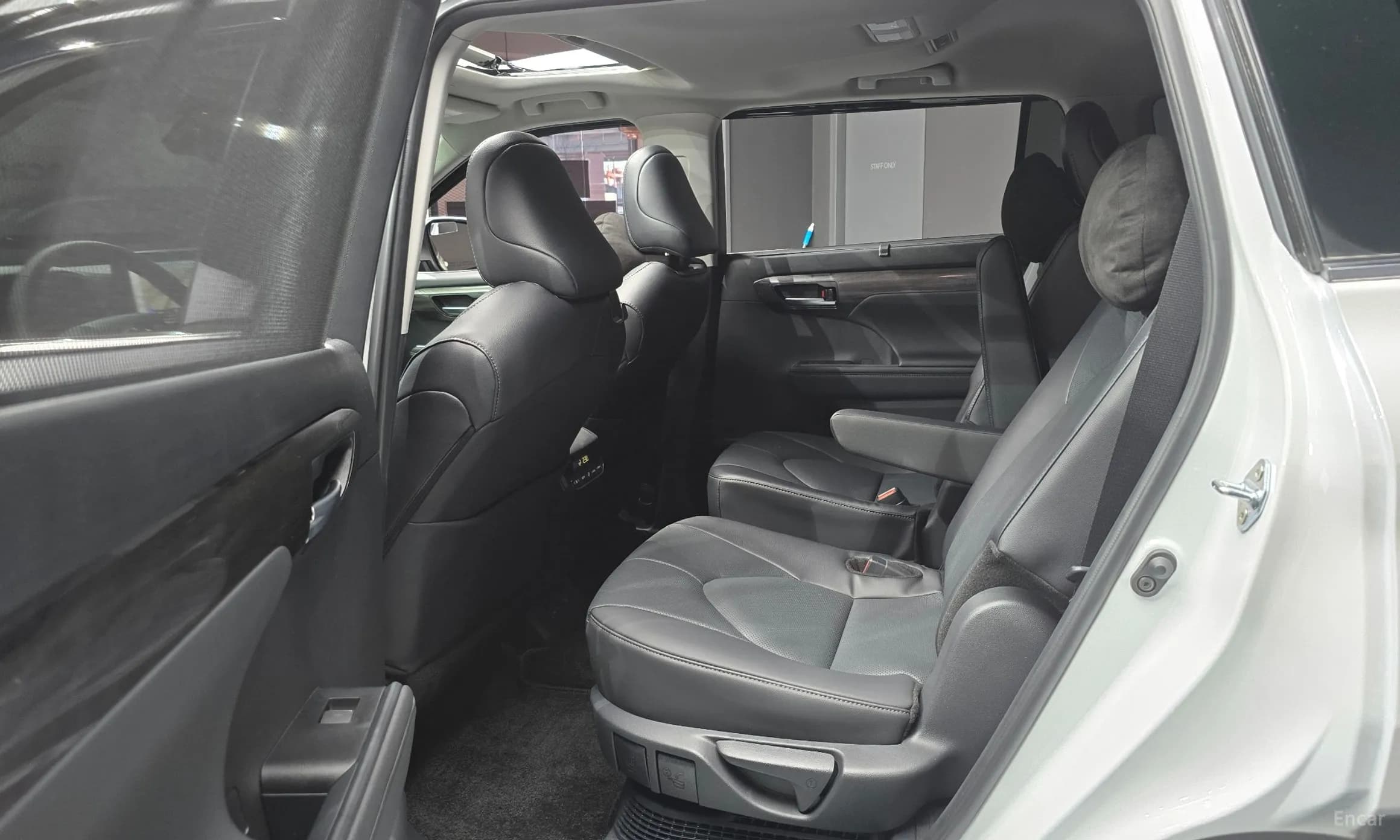 Highlander 4th generation