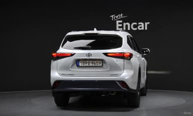 Highlander 4th generation