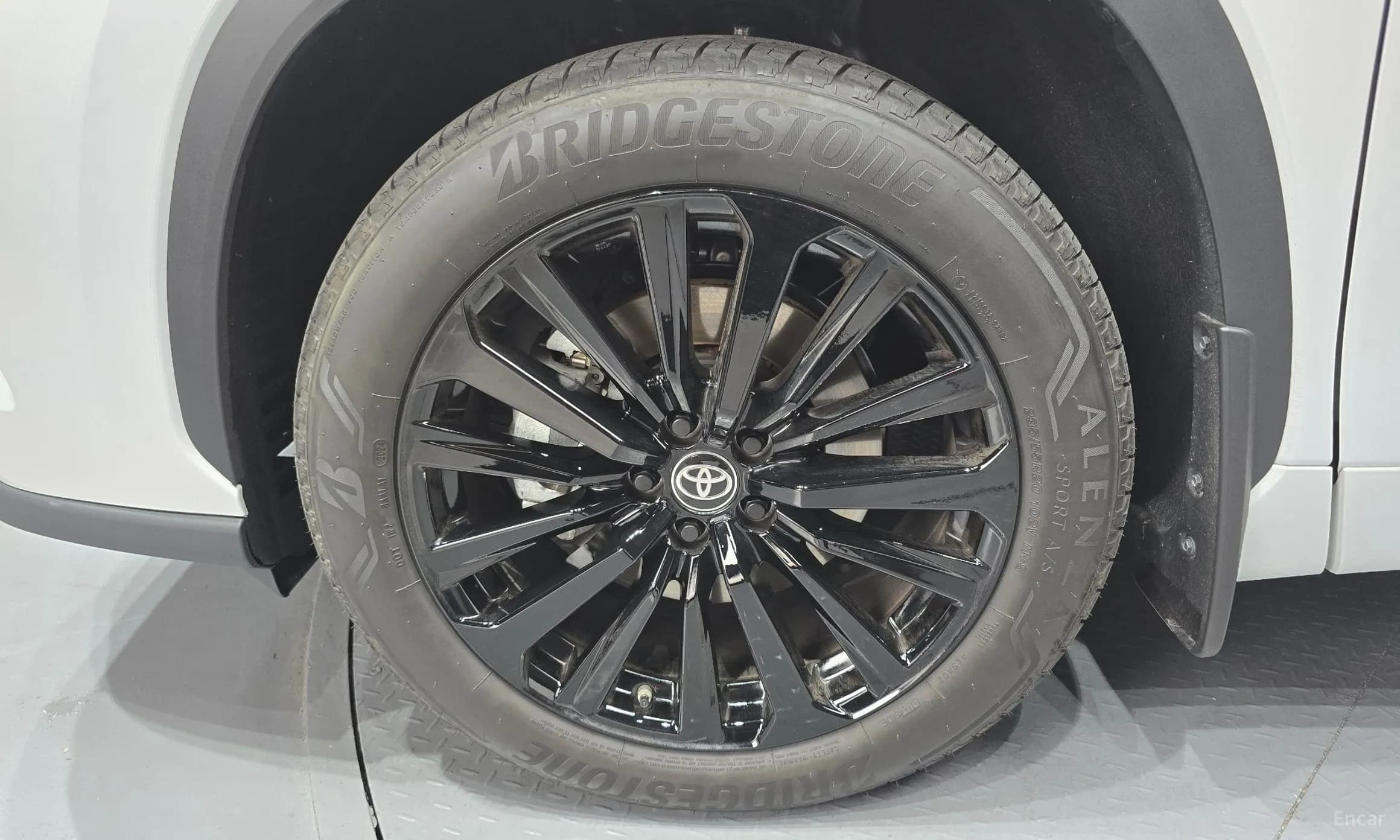 Highlander 4th generation