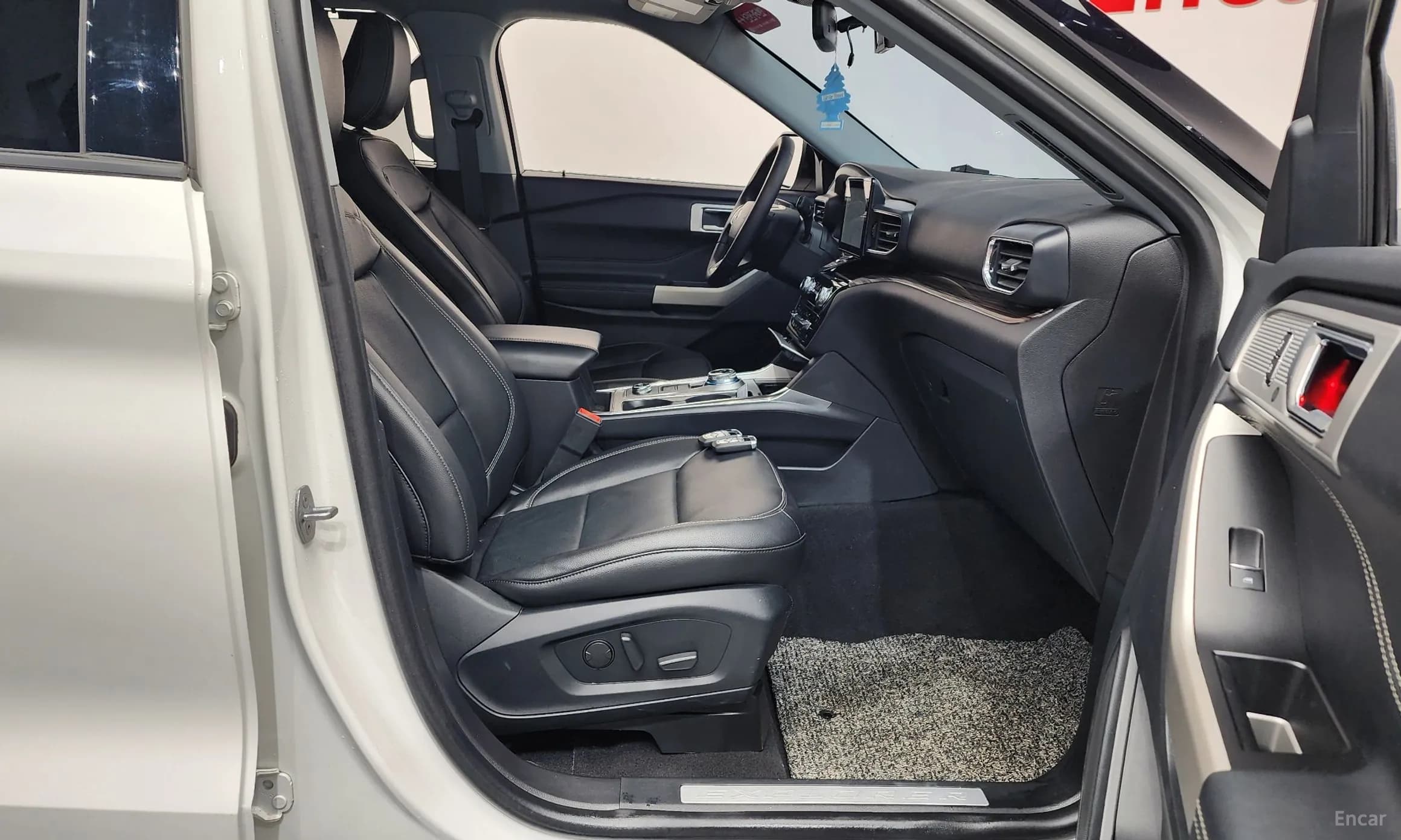 Explorer 6th Generation