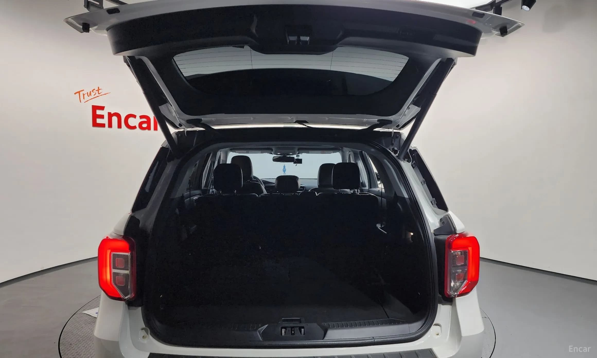 Explorer 6th Generation