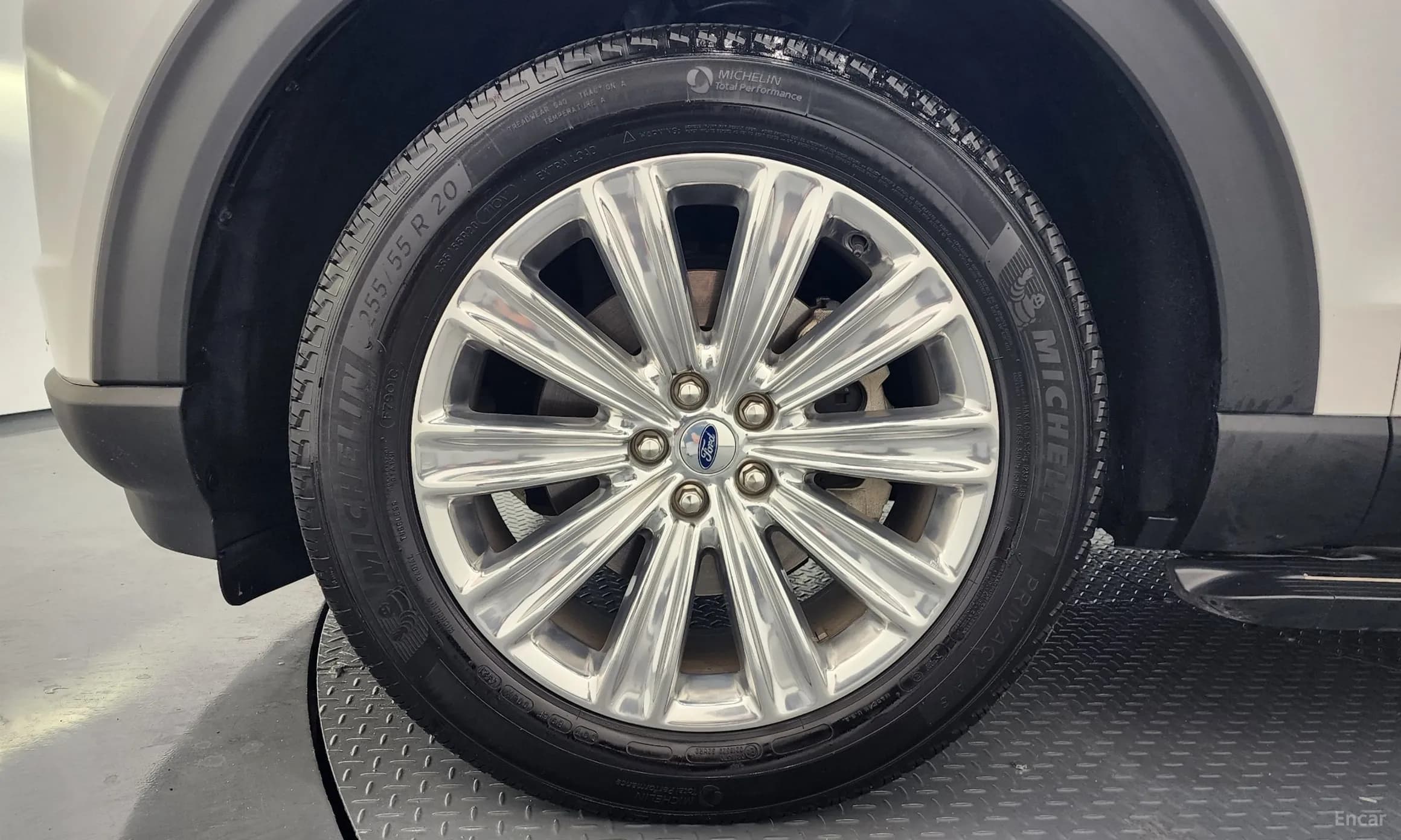 Explorer 6th Generation