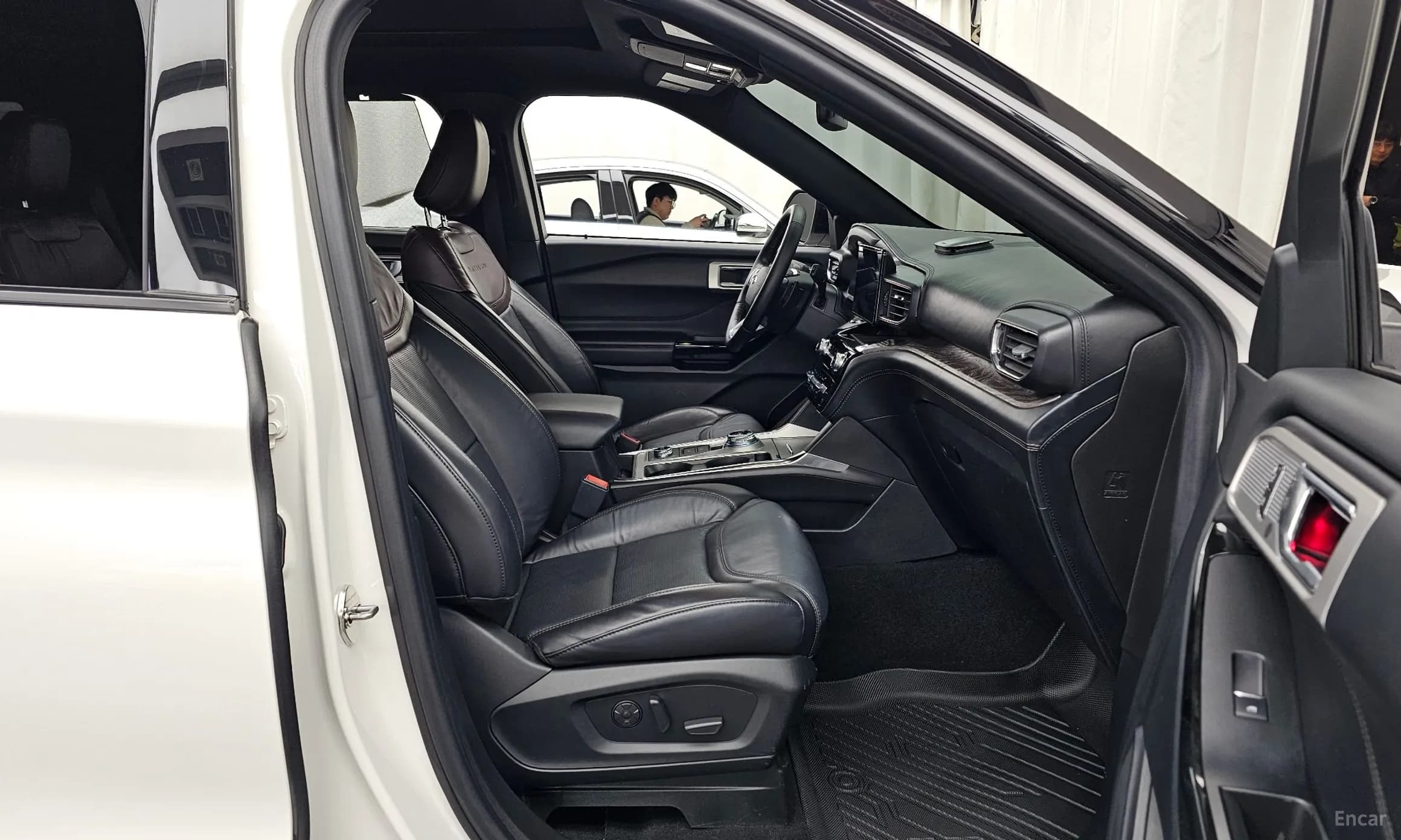 Explorer 6th Generation