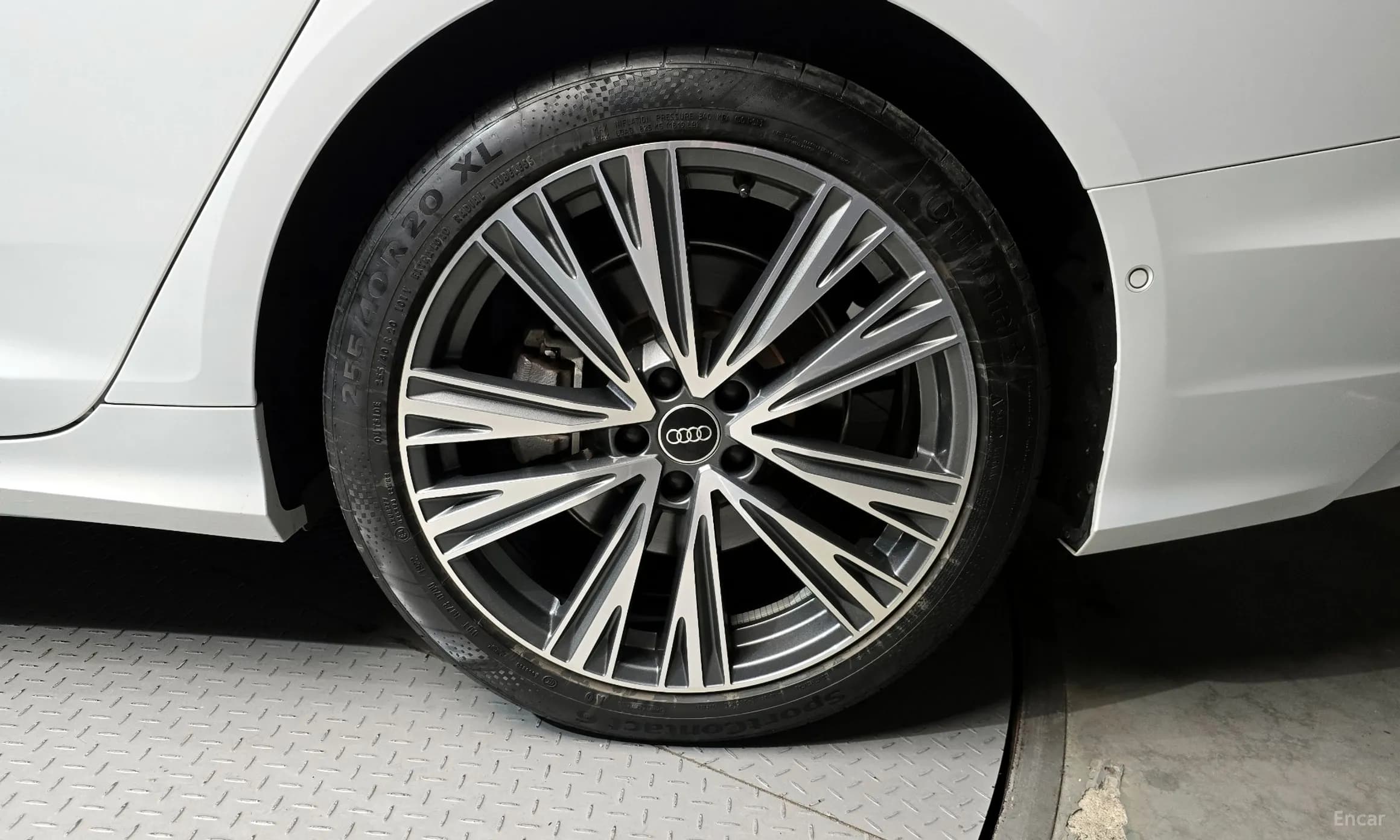 A6 (C8)