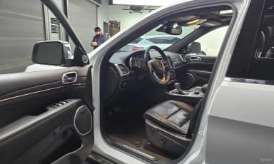 Grand Cherokee