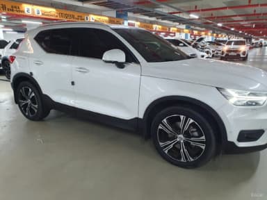 XC40