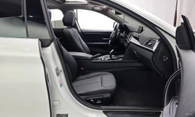 Series 4 (F32)