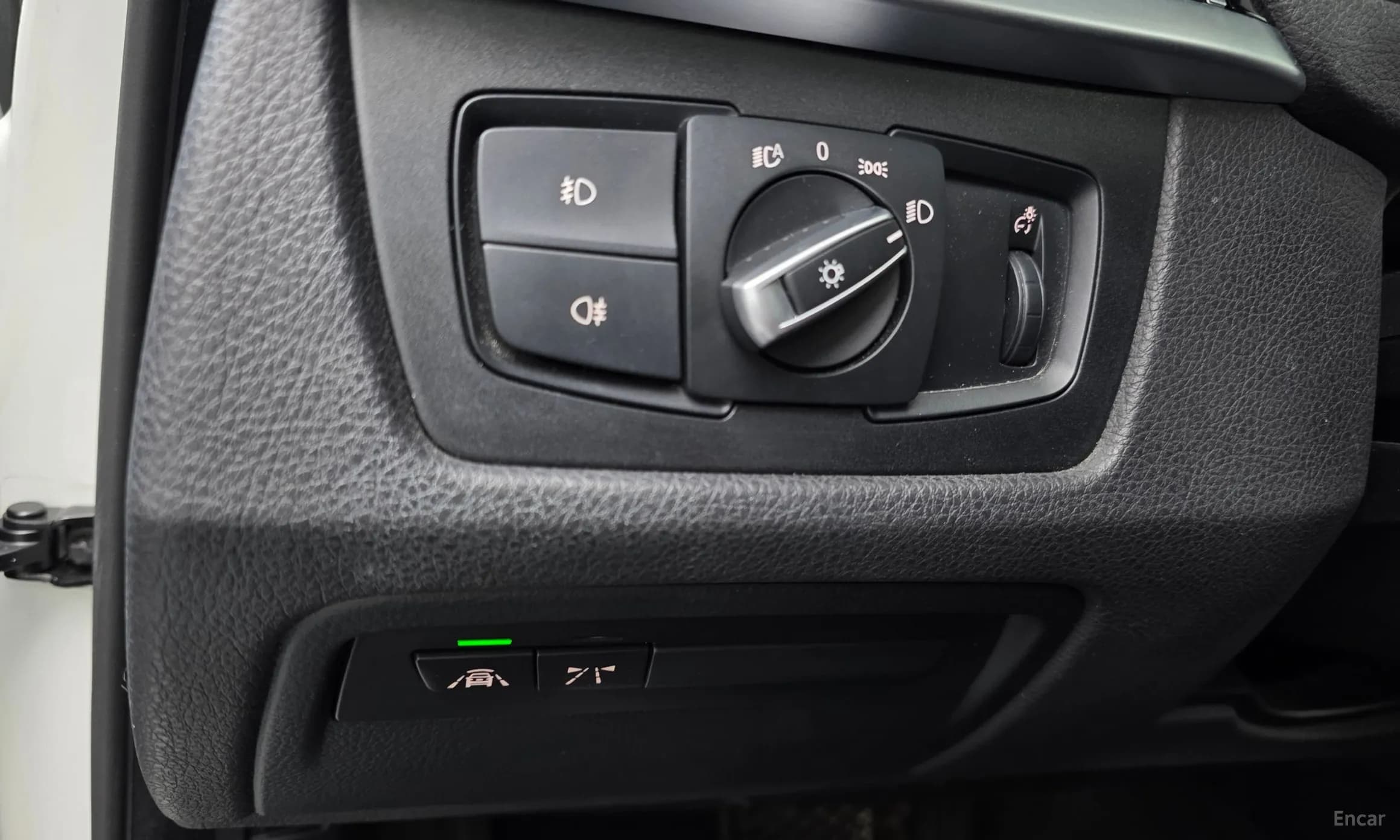 Series 4 (F32)