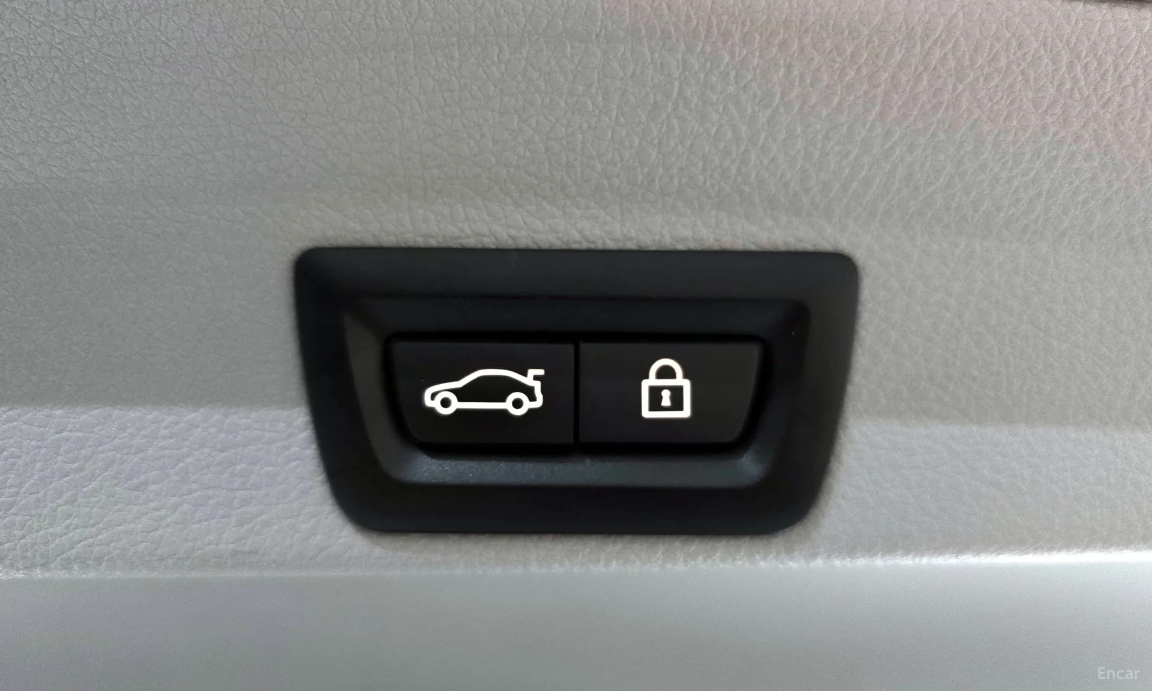 Series 4 (F32)