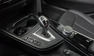 Series 4 (F32)
