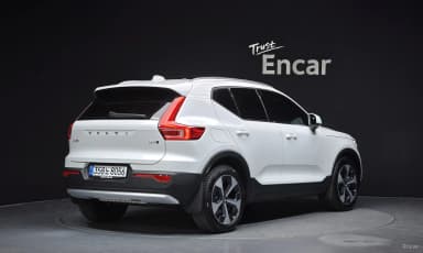 XC40