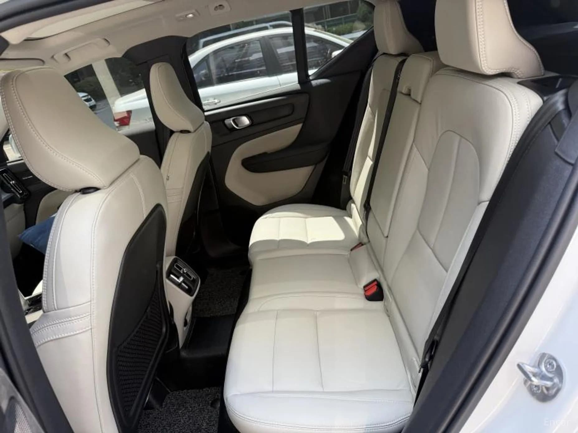 XC40