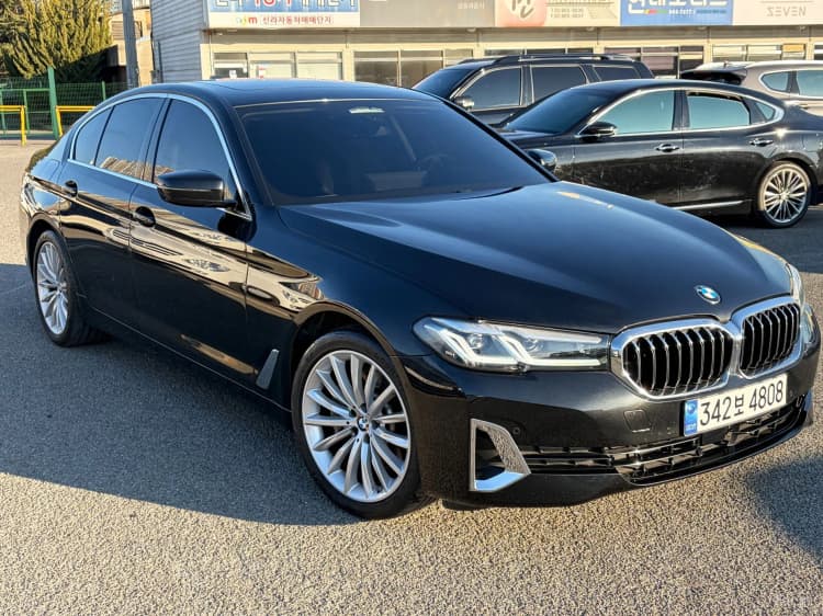 5 Series (G30)