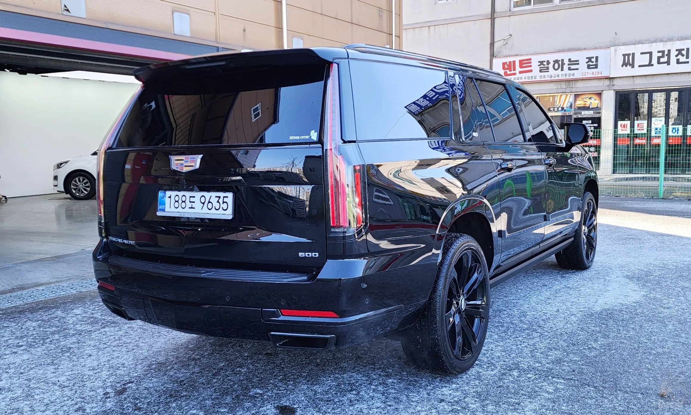 Escalade 5th Generation