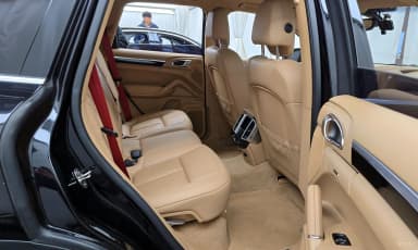 New Cayenne