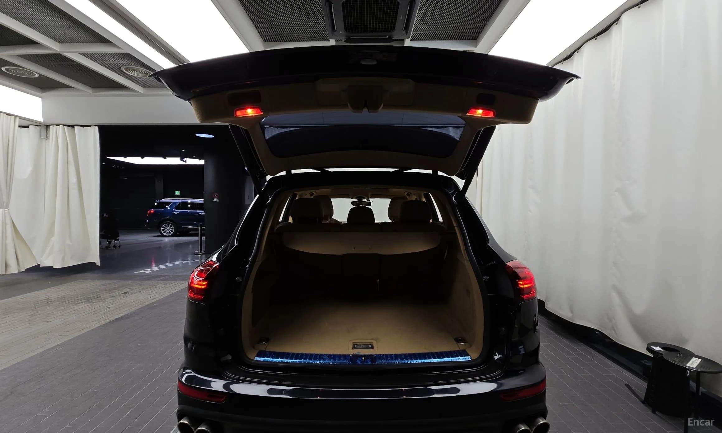 New Cayenne
