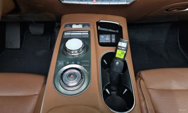 GV70