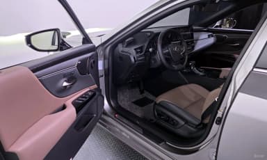 ES300h 7th Generation