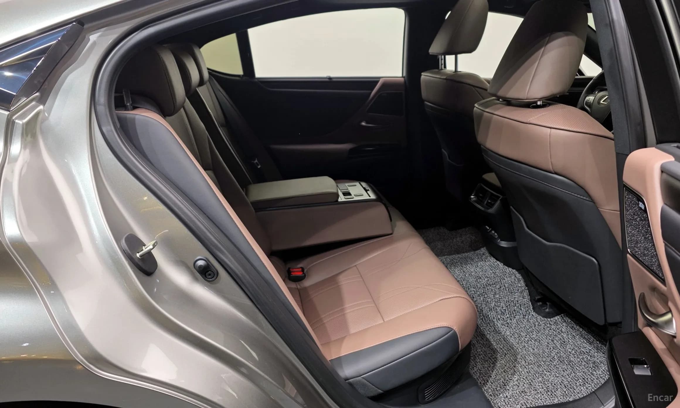 ES300h 7th Generation