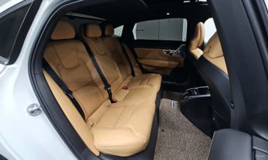 S90