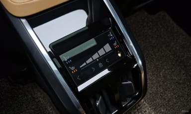 S90