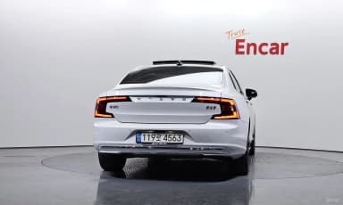 S90