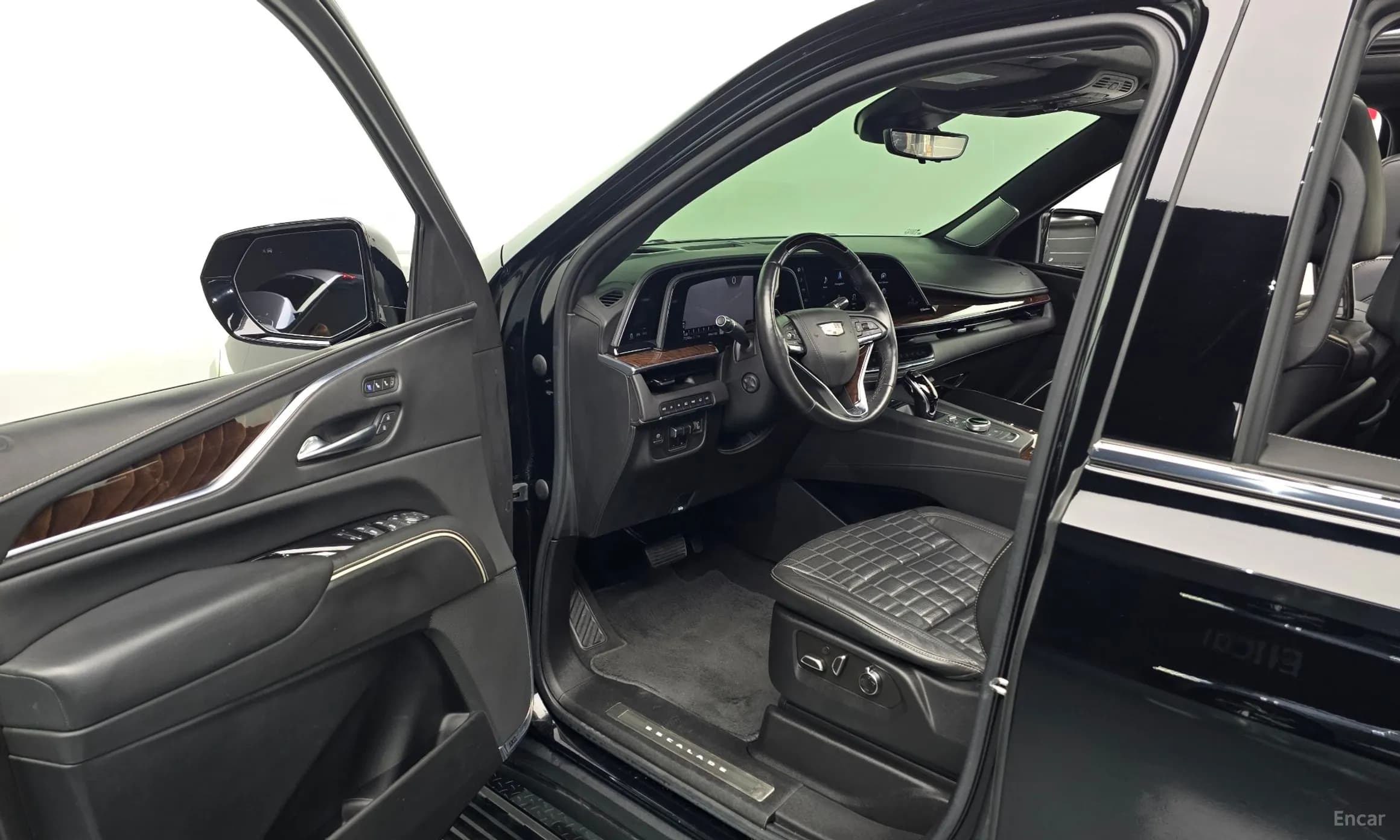 Escalade 5th Generation