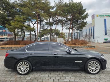 7 Series (F01)