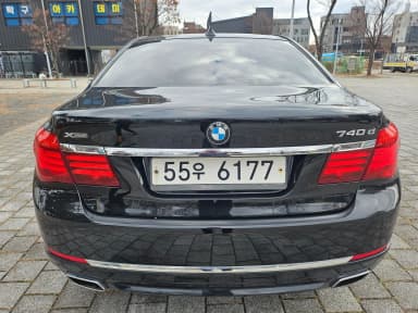 7 Series (F01)