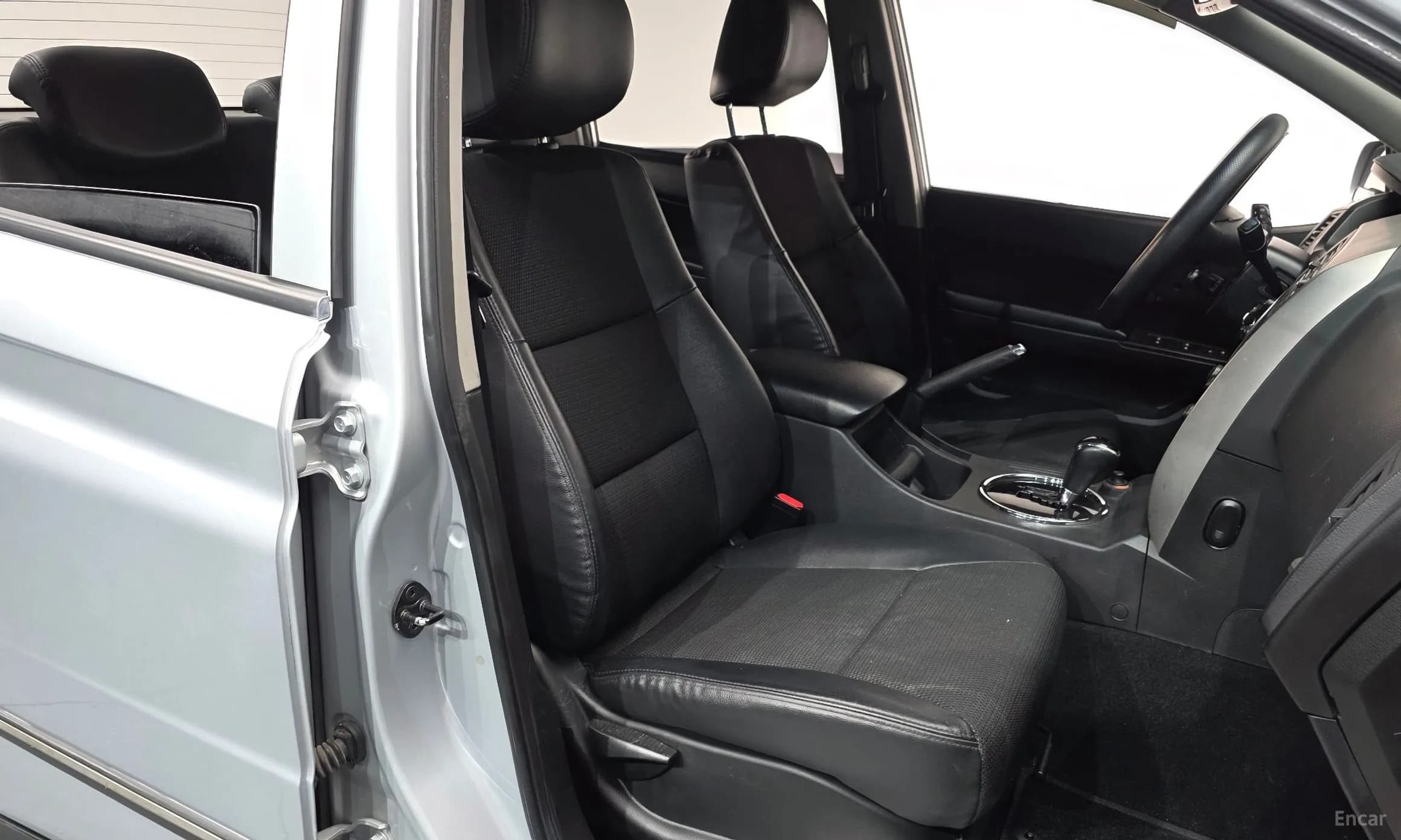 Korando Sports