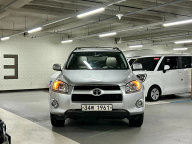 RAV4