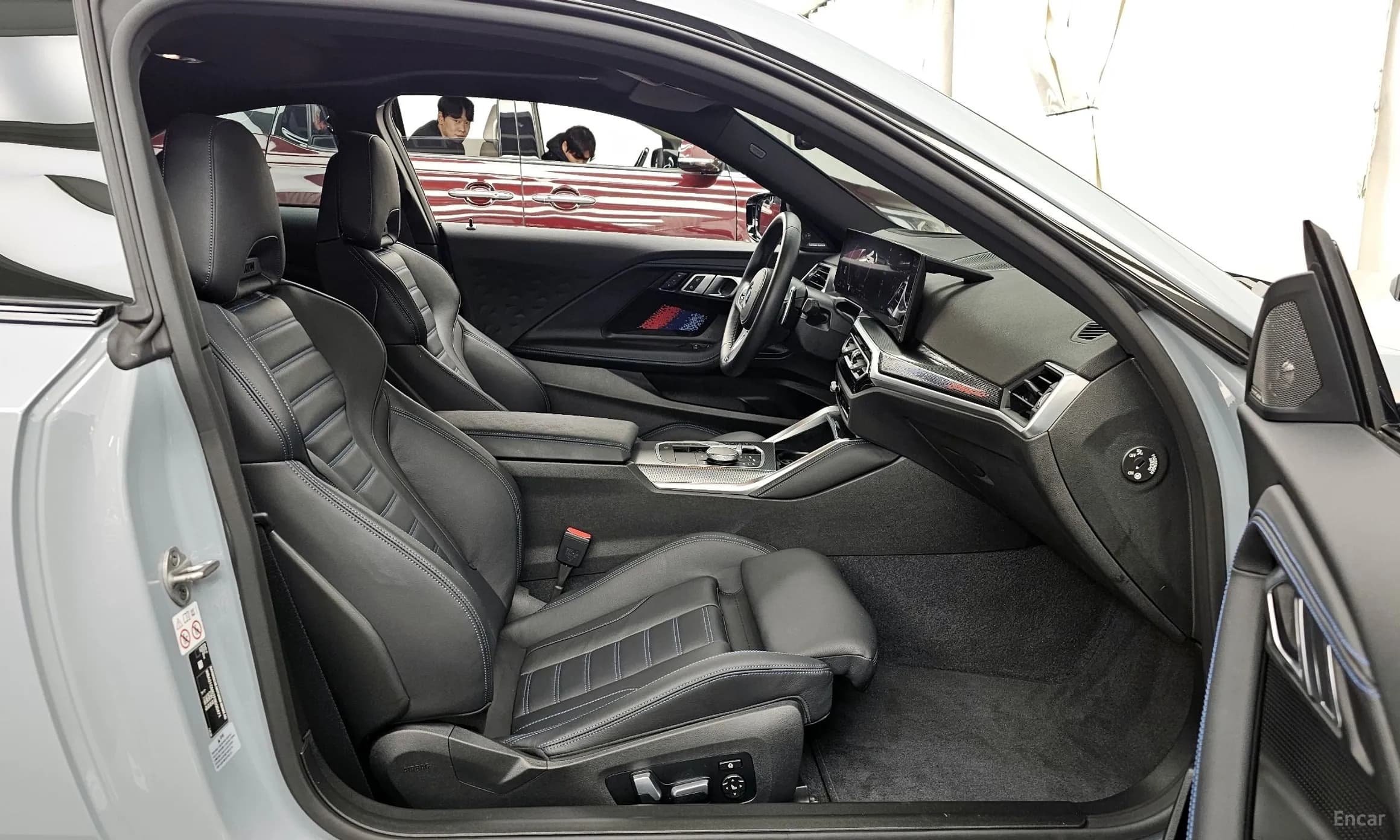 2 Series (G42)