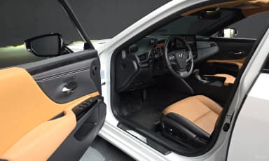 ES300h 7th Generation