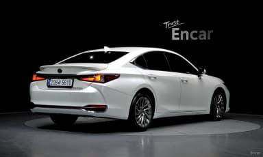 ES300h 7th Generation