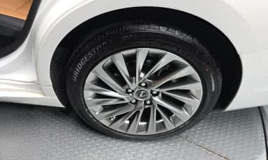 ES300h 7th Generation