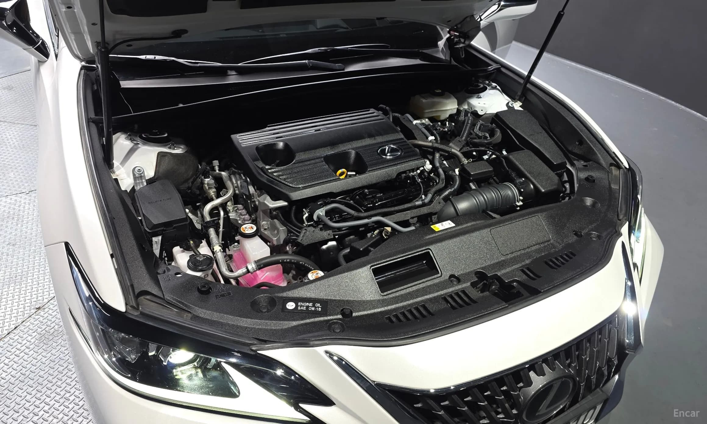 ES300h 7th Generation