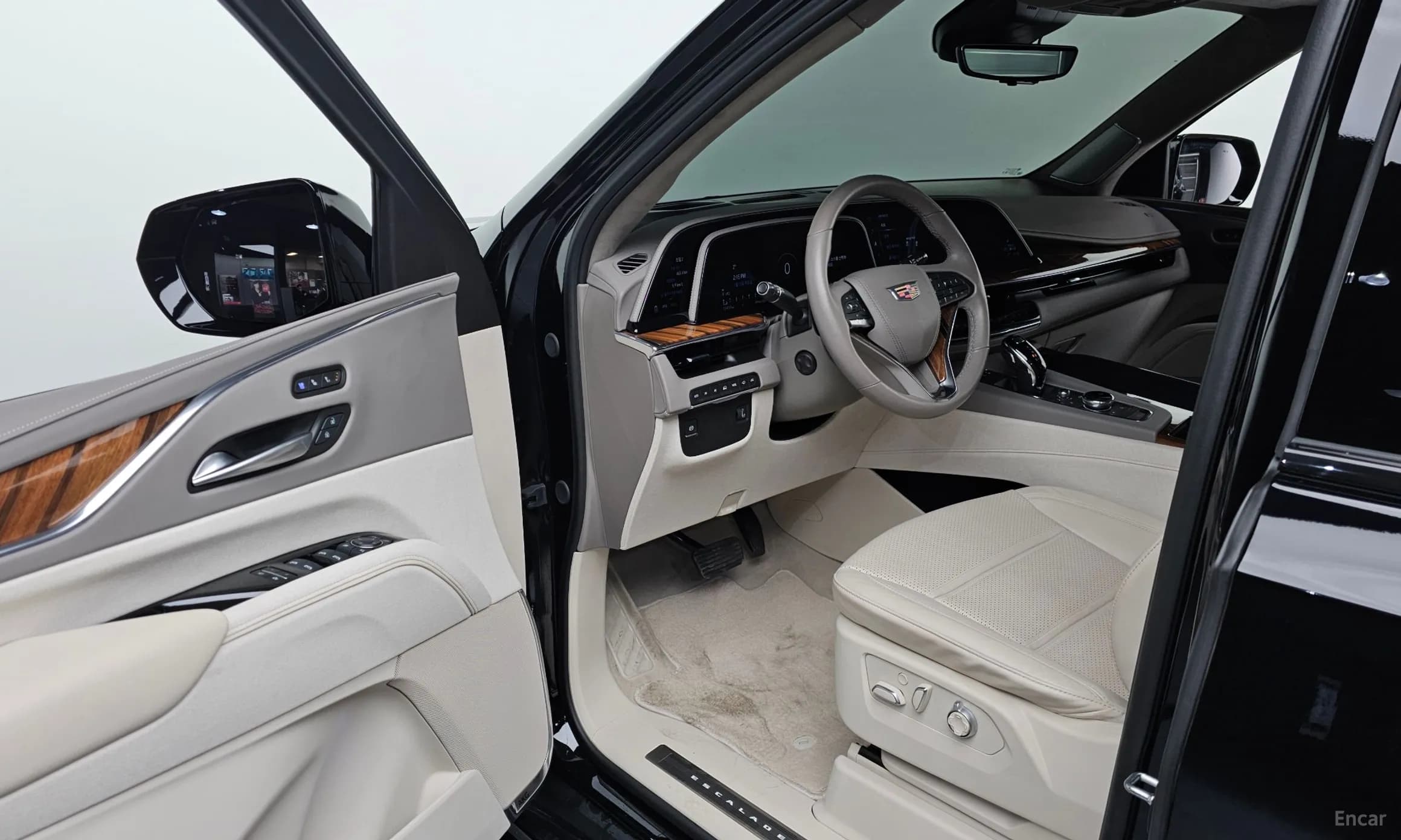 Escalade 5th Generation