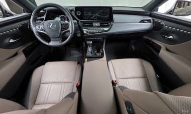 ES300h 7th Generation