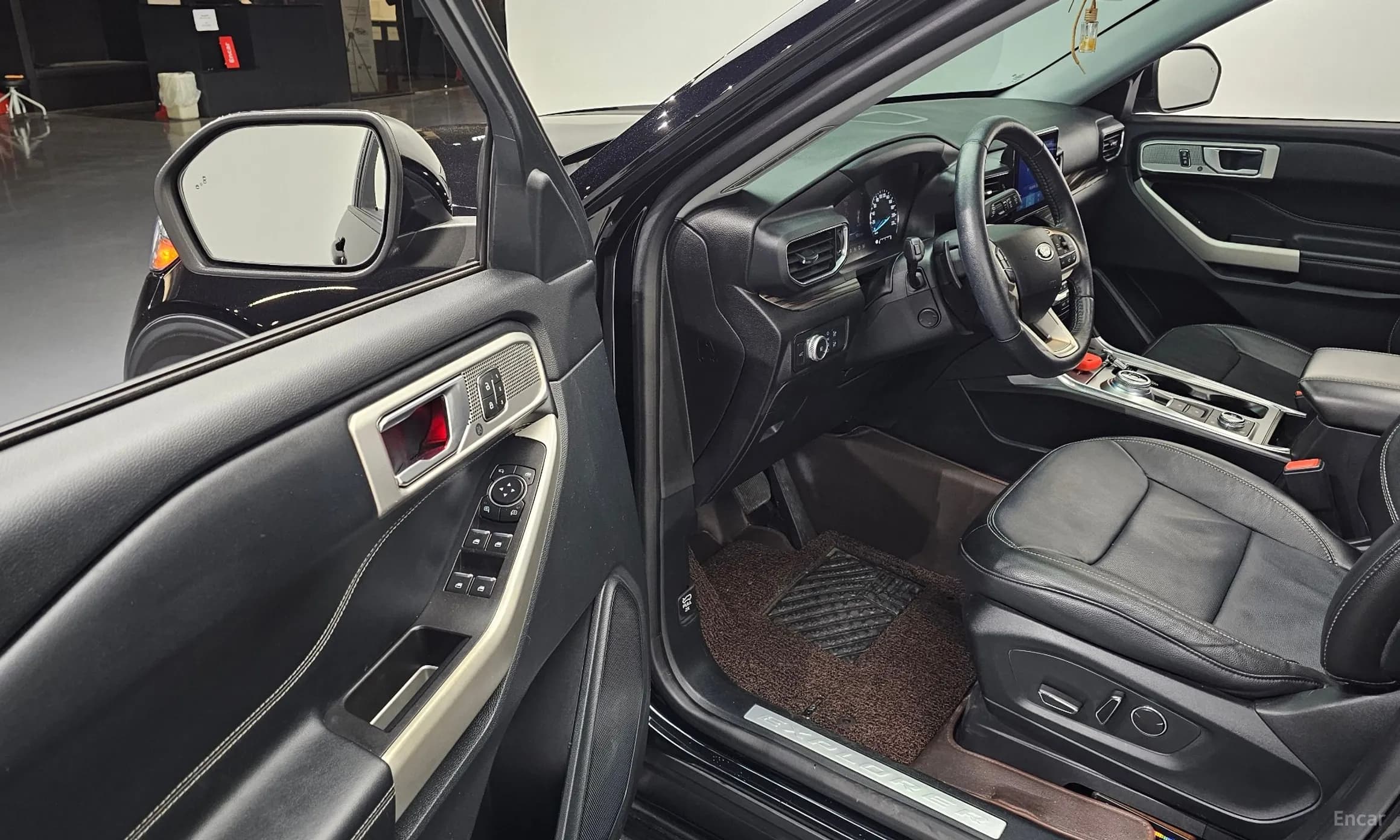 Explorer 6th Generation