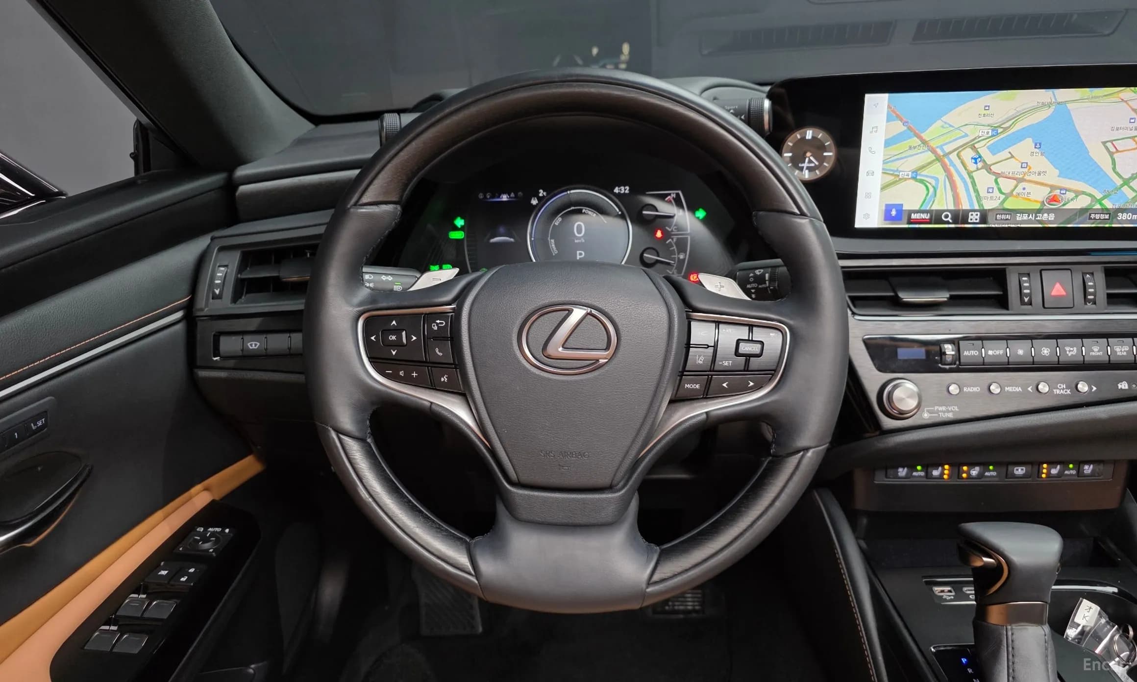 ES300h 7th Generation