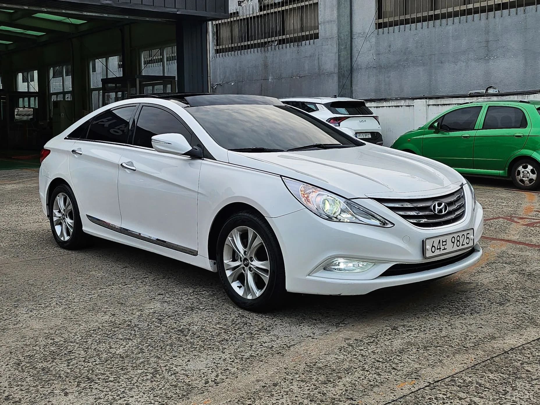 YF Sonata