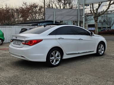YF Sonata