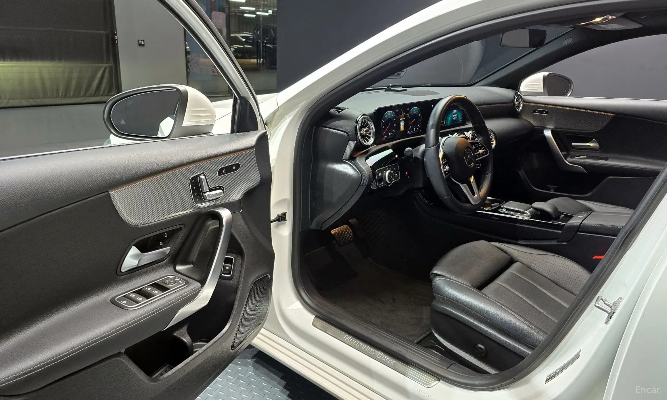 A-Class W177