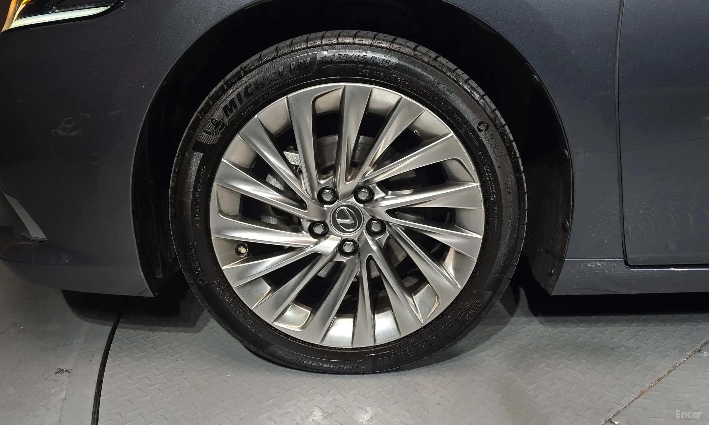 ES300h 7th Generation