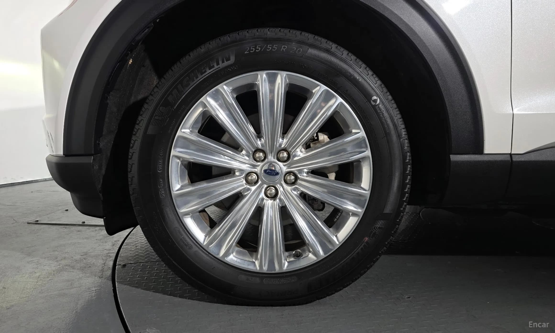 Explorer 6th Generation