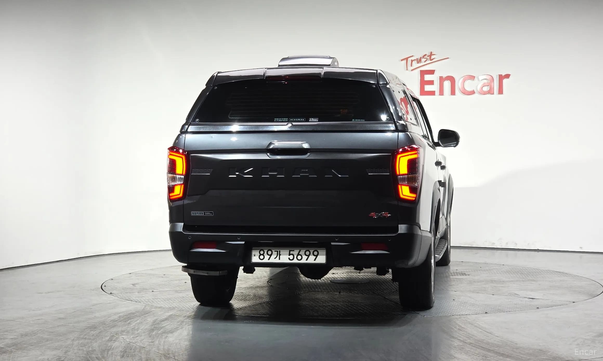 Rexton Sports Khan