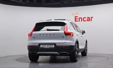 XC40